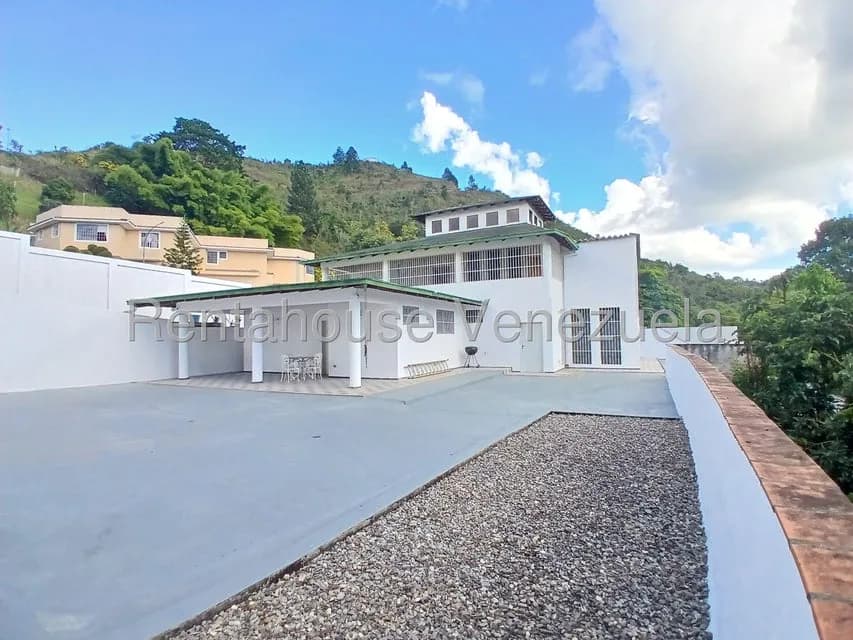 Casa (Duplex) en Venta en La Trinidad, Distrito Metropolitano