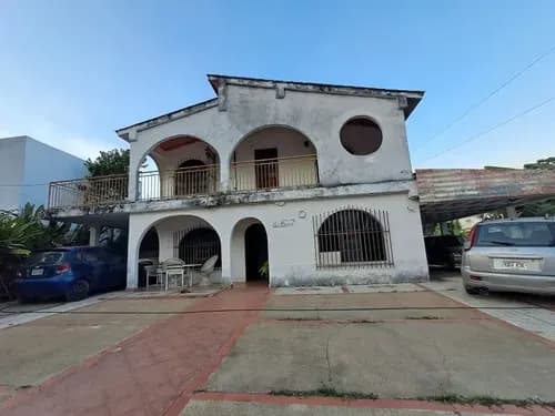 Casa En Venta En Guaparo Valencia Valle Cerrada