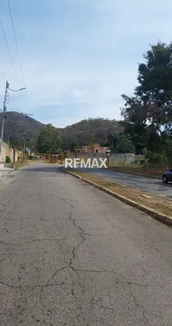 Terreno en venta Colinas de Guataparo