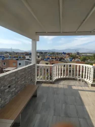 Fg Amplio Y Remodelado Townhouse De 4 Niveles Calicanto