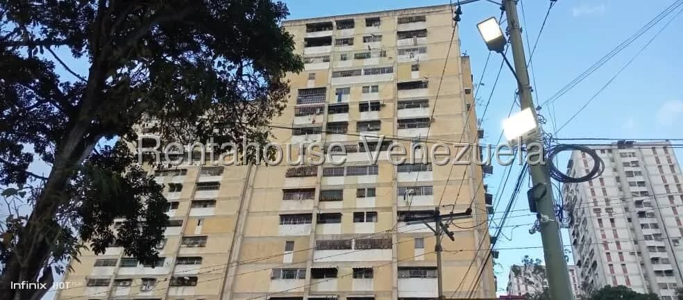Apartamento (1 Nivel) en Venta en Caricuao, Distrito Metropolitano