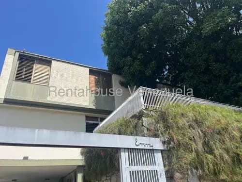 Casa En Venta En El Marqués. Luis Infante 26-5868.
