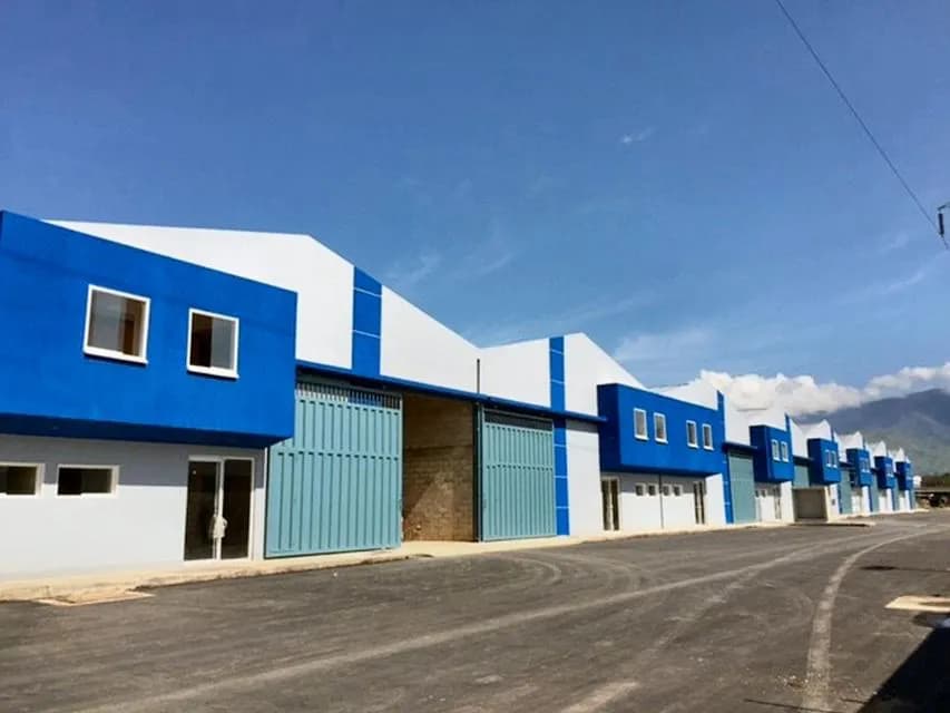 Comercial (Galpon - Deposito) en Venta en Barrio Saman de Guere, Aragua