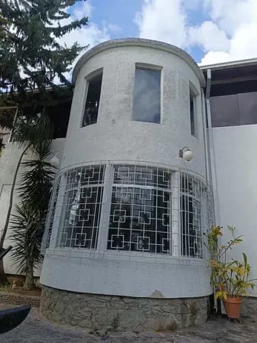 Altamira Venta Casa 700 M2 De Construccion Terreno 940 M2 Aproximadamente Exelente Arquitectura Es Par Remodelar Pero Es Hermosa
