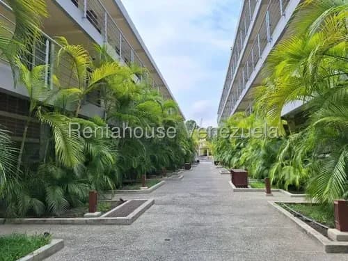 25-19950 Jesus Teran Vende Hermoso, Moderno, Comodo Y Acogedor Apartamento Ubicado En Conjunto Privado Colinas Del Viento En El Este De Bqto