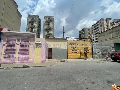 Venta Gran Lote De Terreno En La Mejor Zona Comercial De Caracas En Quinta Crespo 2619177 Ijp