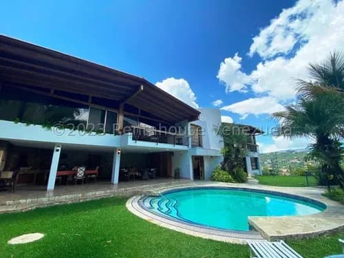Casa En Venta En El Peñon Caracas Piscina Jardin