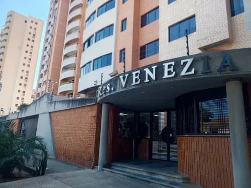 Apartamento En Alquiler En Res Venezia La Trigaleña Yt Yenny Teran Alquila