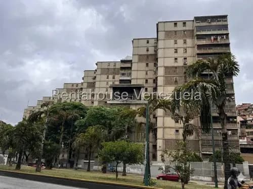 Apartamento En Venta/ Urb. El Valle 26-18855