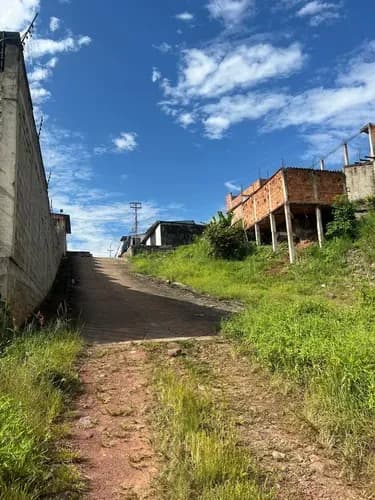 Se Vende Parcela En Urb Puerta Dorada , San Cristobal