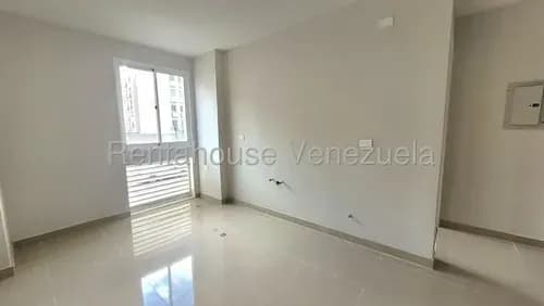 Venta Apartamento En Obra Blanca Con Planta Eléctrica Y Porcelanato En El Este Barquisimeto,lara Rc