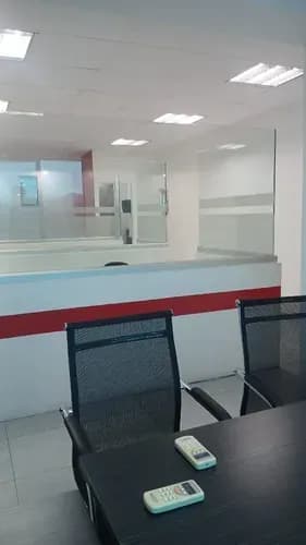 Se Alquila Oficina En El Centro Comercial Verona En Valencia, Ubicado En La Av. Andrés Eloy Blanco, Sector Agua Blanca, Diagonal A La Iglesia La Purísima, Municipio Valencia, Zenaida Quintero