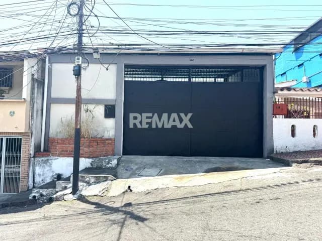Se Alquila Galpón en Barrio Sucre, Colinas de Antaraju.