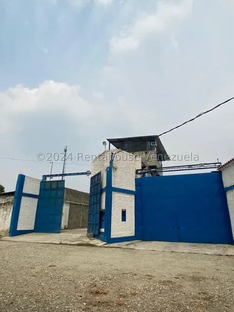 Comercial (Galpon - Deposito) en Venta en Guatire, Miranda
