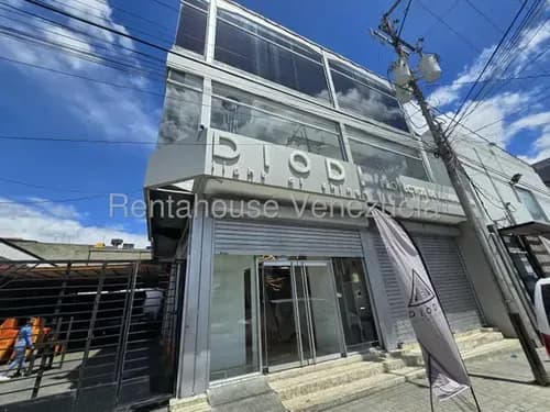 Naudy Escalona & Maribel Morillo Asesores Inmobiliarios De Rentahouse Alquilan Cómodo Local En Zona Este Barquisimeto 26-18836 Lara