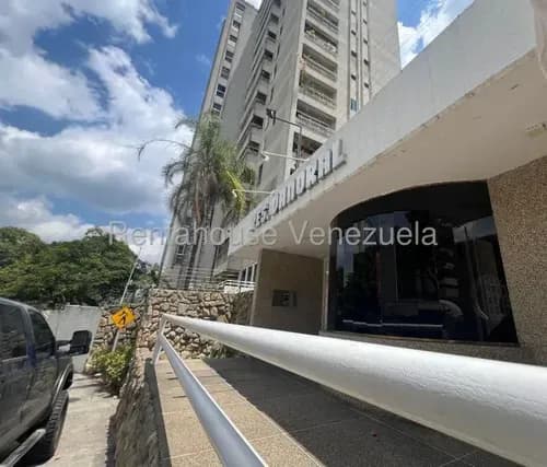 Y.t. Apartamento En Venta, Lomas De Prados Del Este Mls #26-18034