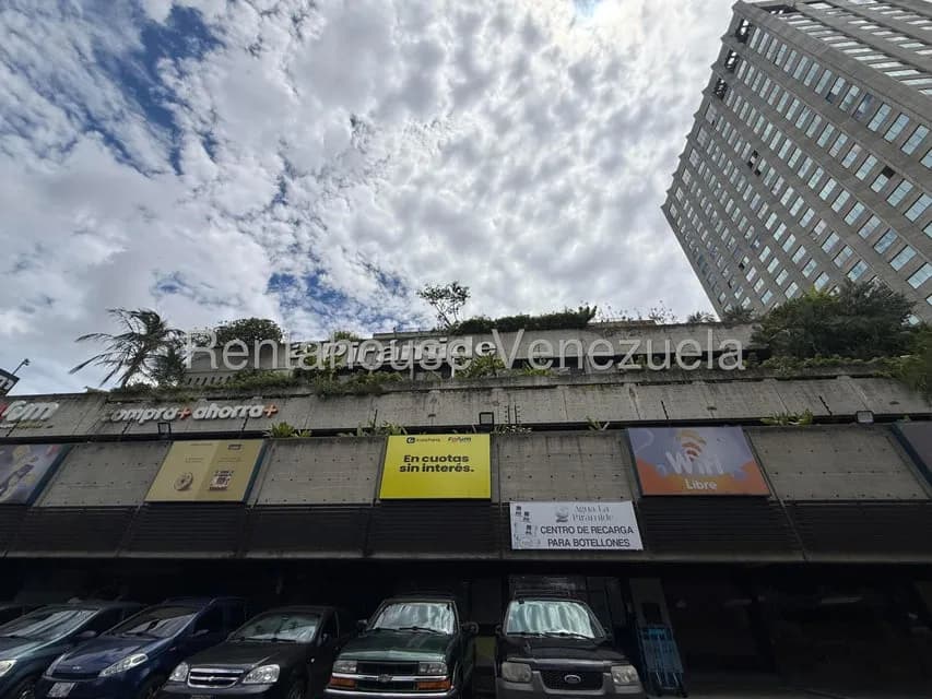 Comercial (Local Comercial) en Alquiler en Prados del Este, Distrito Metropolitano