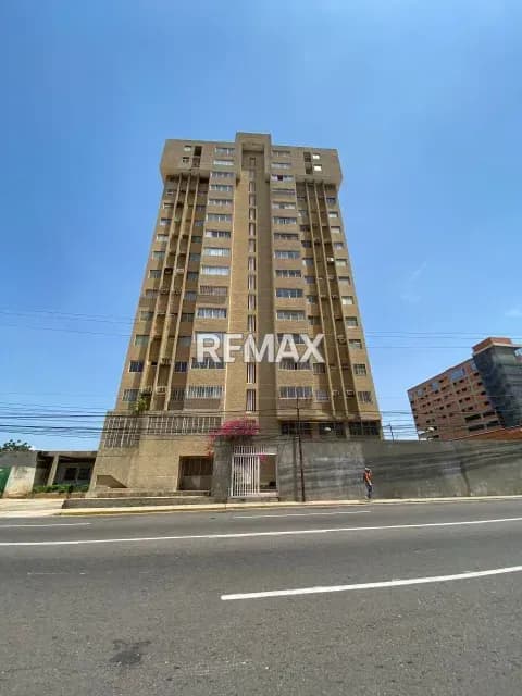 En Venta Apartamento Edificio Tamara Calle 78 con Avenida 3D Frente al Saime de Valle frio