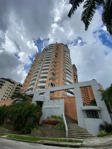 Penthouse En Venta De 3 Niveles En Urb El Parral Valencia Yt