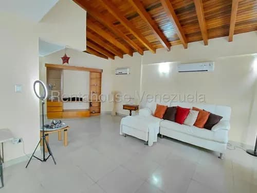 Casa En Venta En Lomas De La Trinidad #26-14483 Myp