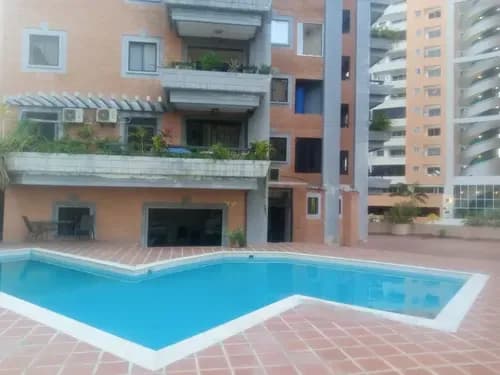 Alquiler Apartamento Res. Golden Building El Parral A14-24