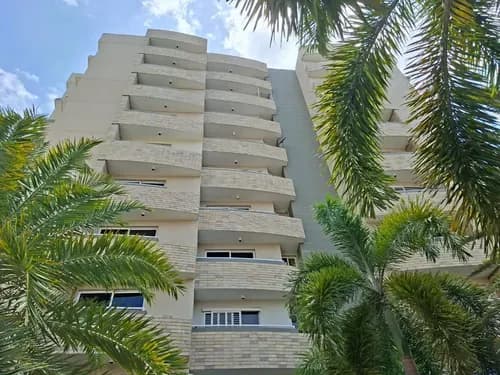 Apartamento En Venta En Av Milagro Norte
