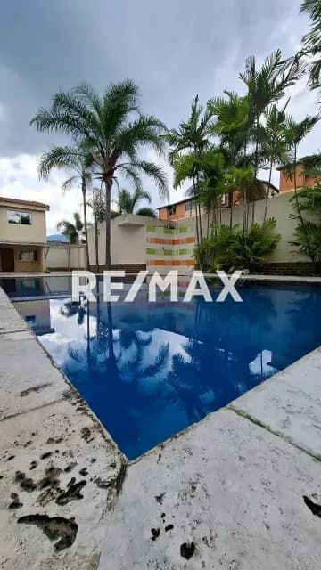 TOWNHOUSE EN VENTA RES VILLA FONTINA TAZAJAL NAGUANAGUA