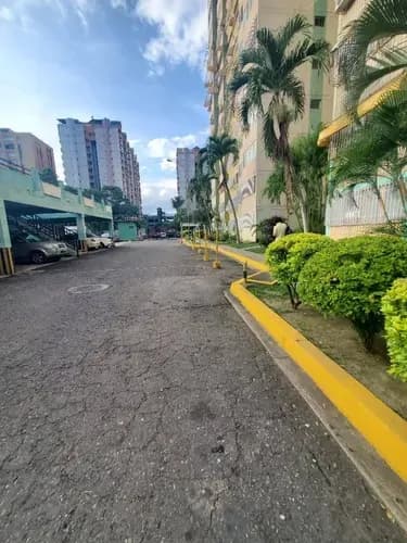 G.r. Inmob. Inv. Degemajo Vende Apartamento Res. Don Bosco Urb. La Granja, Naguanagua