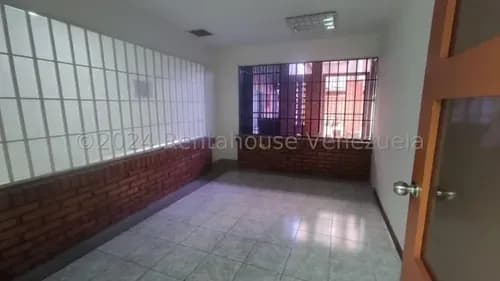 Lcda. Milagros Carrasquel Local Alquiler Barquisimeto Lara Zona Centro Economica Comercial Economico Código Inmobiliaria Rent-a-house 24-16685