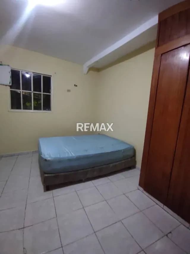 En alquiler apartamento de 2 habitaciones ubicado en Tierra adentro