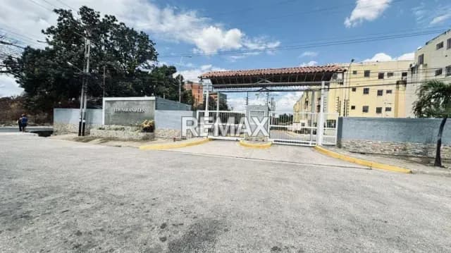 SE VENDE APARTAMENTO LOS NARANJALES PALO NEGRO