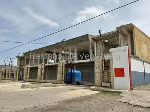 Maribel Morillo Asesor Inmobiliario De Rentahouse Vende Estupenda Construccion De Edificio Comercial; Ubicado En Plena Avda. Principal De La Zona Industrial 2 De Barquisimeto: 25-24723