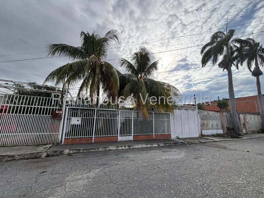 Casa (1 Nivel) en Venta en Zona Oeste, Lara