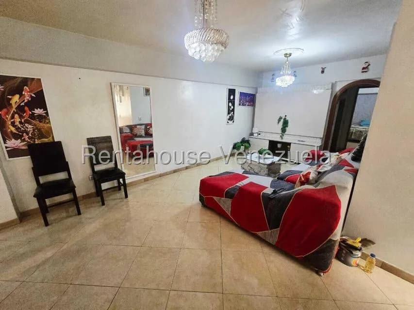 Apartamento (1 Nivel) en Venta en Parroquia Altagracia, Distrito Metropolitano