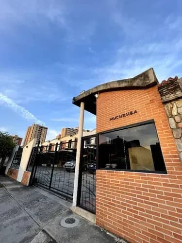 Wc Townhouse En Venta En Mañongo Naguanagua C329937