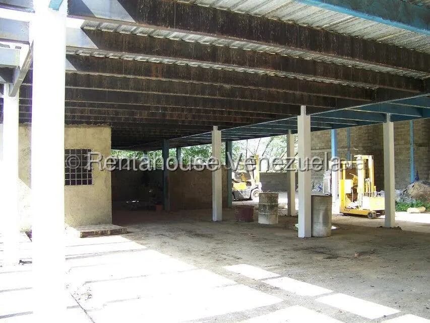 Comercial (Galpon - Deposito) en Venta en Mampote, Miranda