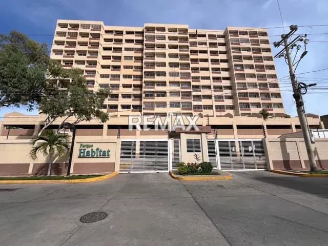 Apartamento en Alquiler en Parque Hábitat