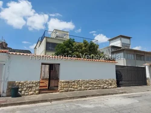 Casa En Venta Santa Paula Yf 26-17734