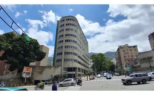 Se Vende Centro Quirúrgico Ambulatorio 94m² 2b/6p San Bernardino
