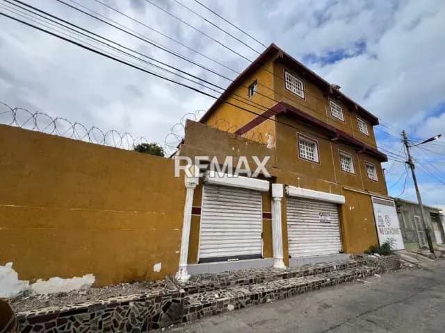 EDIFICIO COMERCIAL EN ALQUILER