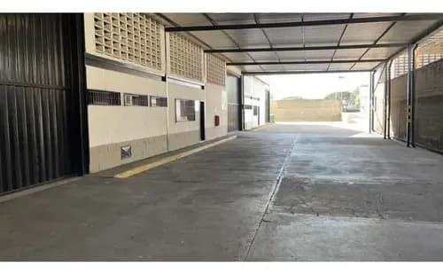 Alquiler Galpón 720m2 En Zona Industrial De Santa Cruz De Aragua