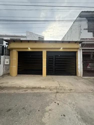 Casa En Venta En San Diego Urb La Esmeralda Ls
