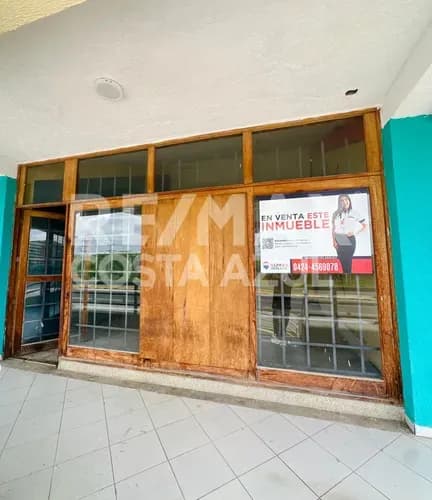 En Venta Local Comercial A Orilla De Carretera En El Centro Comercial Caribbean