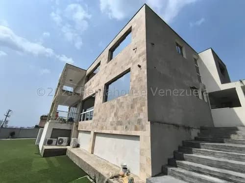 Rosa Espinoza Vende Espectacular Casa En Prebo Iii Valencia Con Acabados De Primera, 24-25821 Jun10