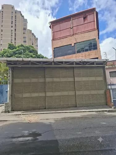 Alquiler De Edificio Comercial En Los Dos Caminos