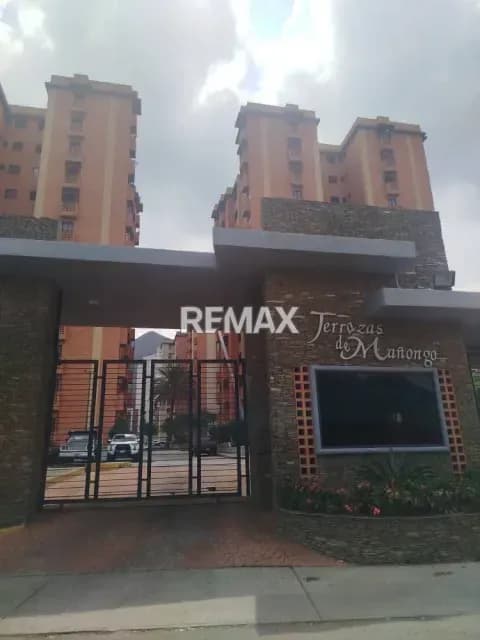 Se vende apartamento en excelente ubicación en la zona norte de naguanagua mañongo