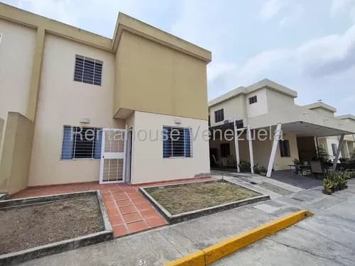 # 26-17267 Alquiler Casa Con Agua Constante Y Seguridad Privada En Trapiche Villa Cabudare,lara Gm \\