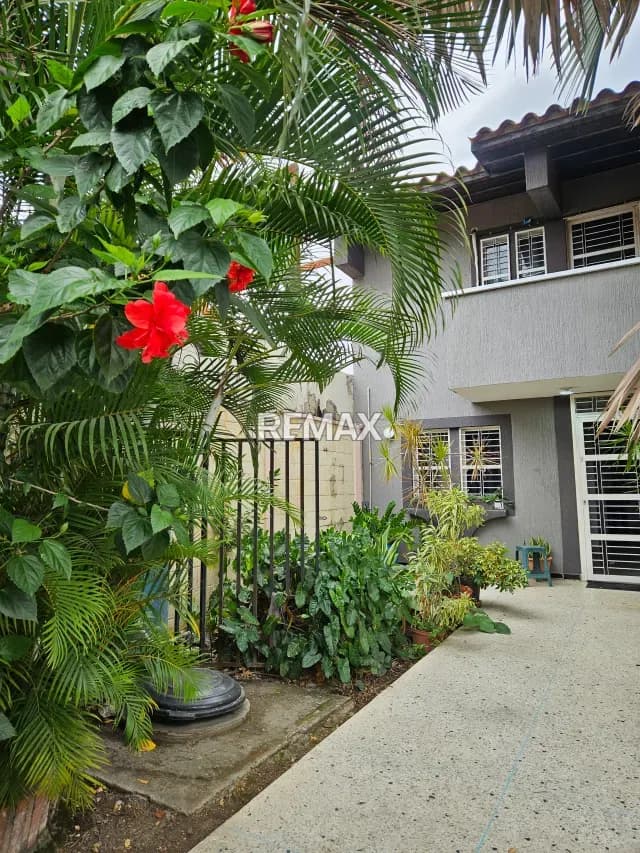 Se vende casa para uso comercial en Av. La Salle, Pueblo Nuevo, Barquisimeto