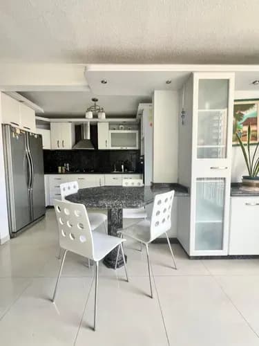 Las Buganvillas