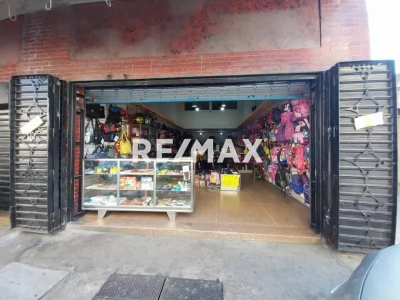 En Alquiler Local Comercial Sector Centro La Victoria Estado Aragua